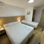 Pinet Playa Guest house