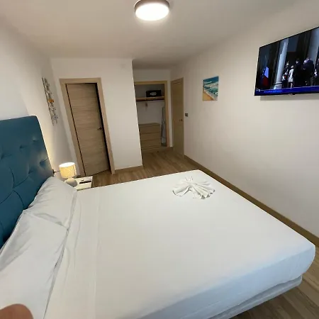 בית הארחה Pinet Playa